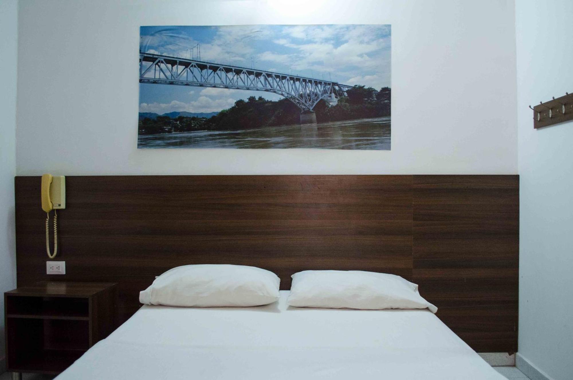 Hotel Elimar 吉拉尔多特 外观 照片