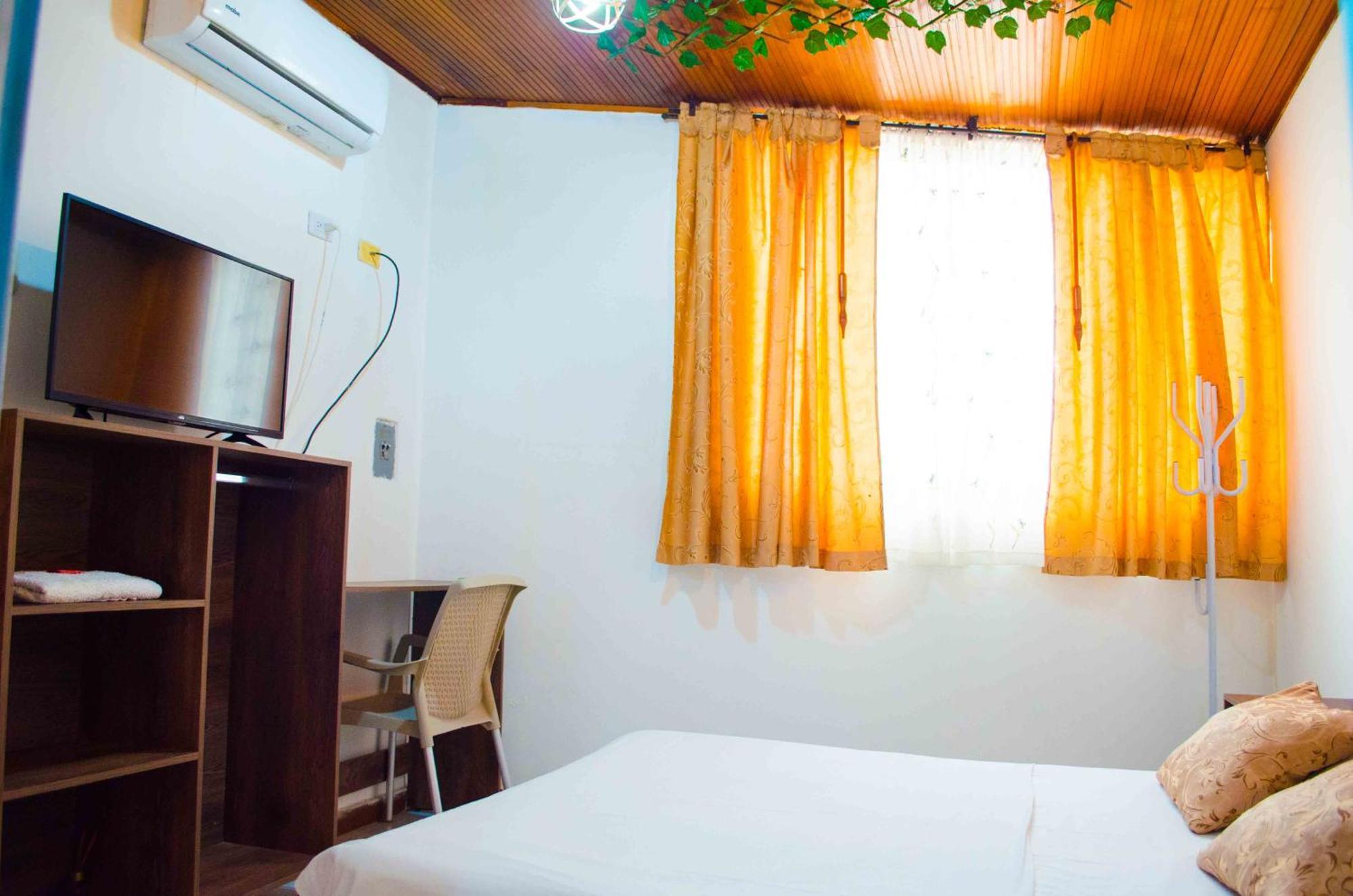 Hotel Elimar 吉拉尔多特 外观 照片